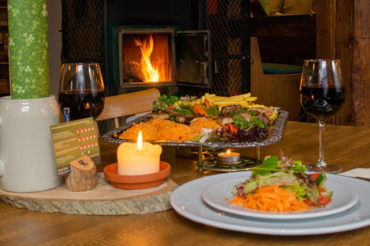 Werbach Gasthaus & Hotel Drei Lilien מראה חיצוני תמונה