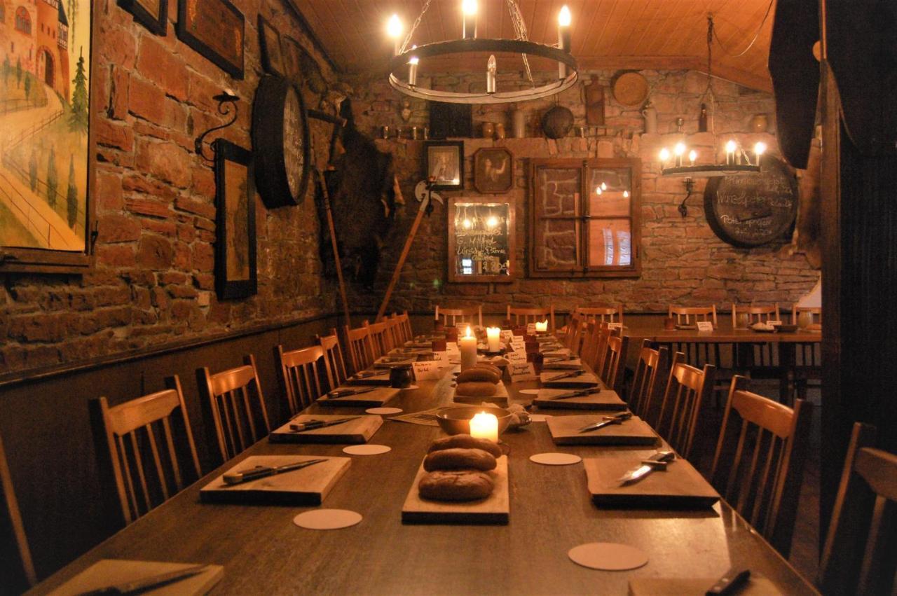 Werbach Gasthaus & Hotel Drei Lilien מראה חיצוני תמונה