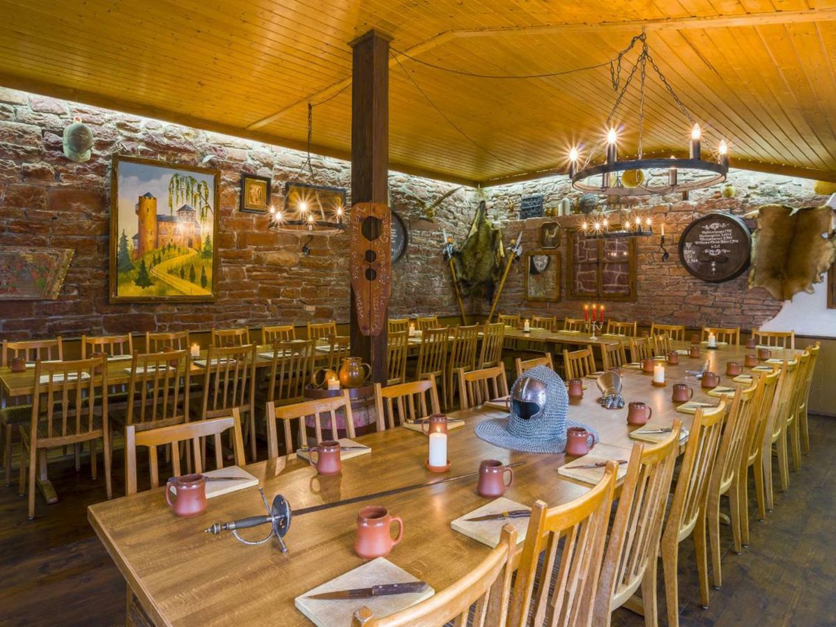 Werbach Gasthaus & Hotel Drei Lilien מראה חיצוני תמונה